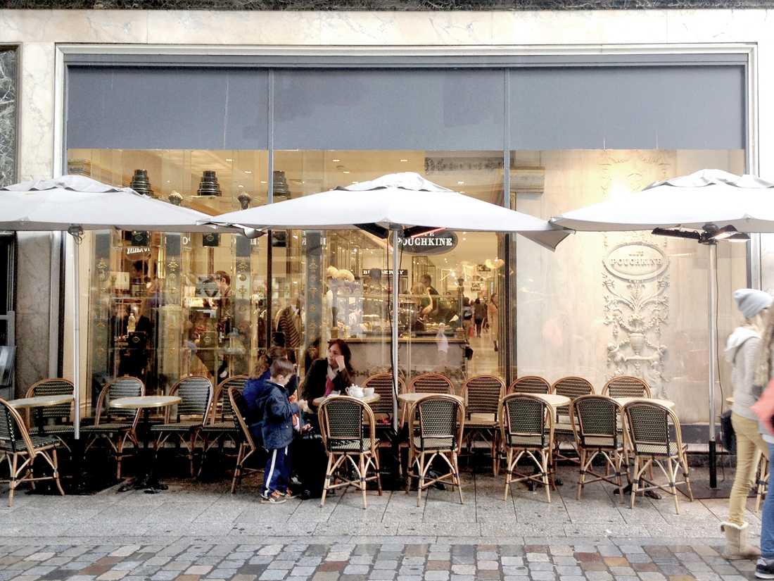 Aménagement d'un café par un architecte spécialiste de l'architecture commerciale à Bruxelles