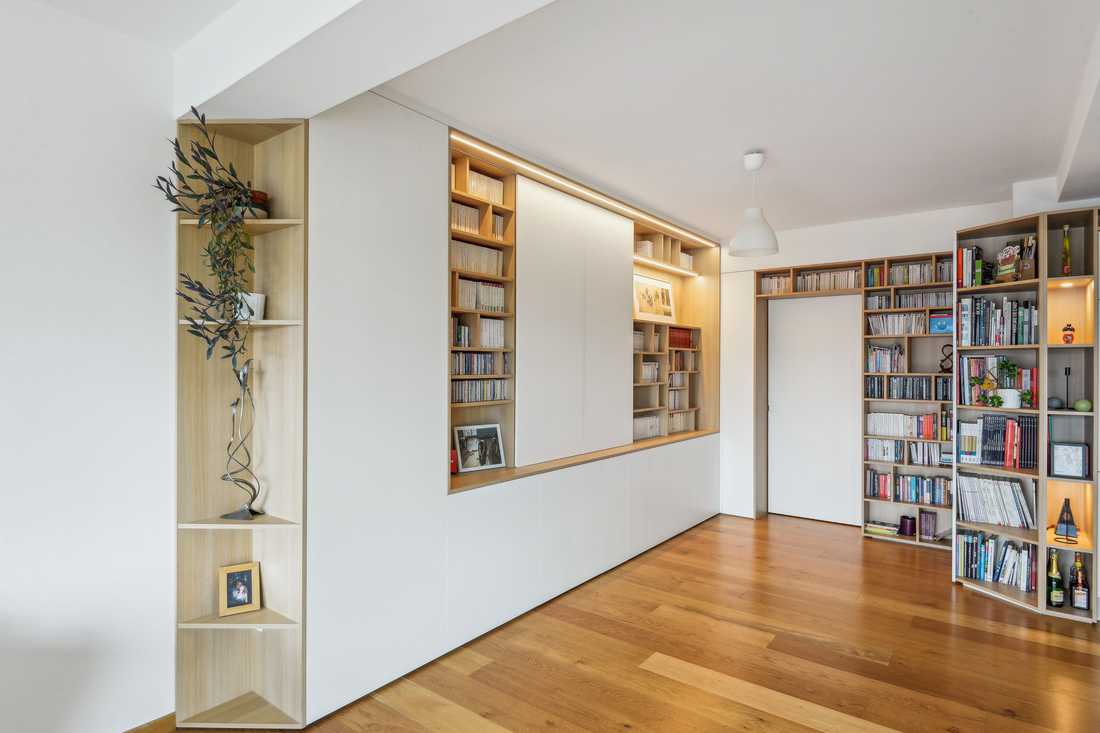 Bibliothèque sur mesure dans un appartement à Bruxelles