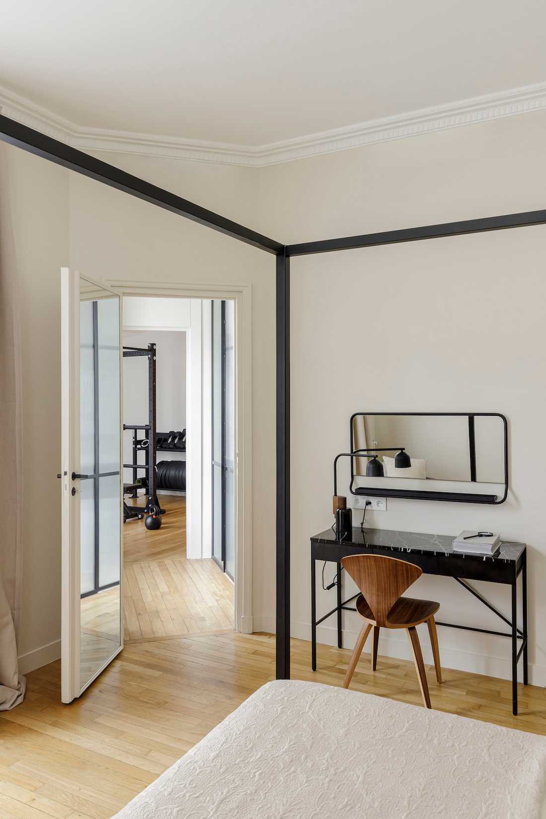 Rénovation complète appartement Art Déco - chambre principale avec bureau