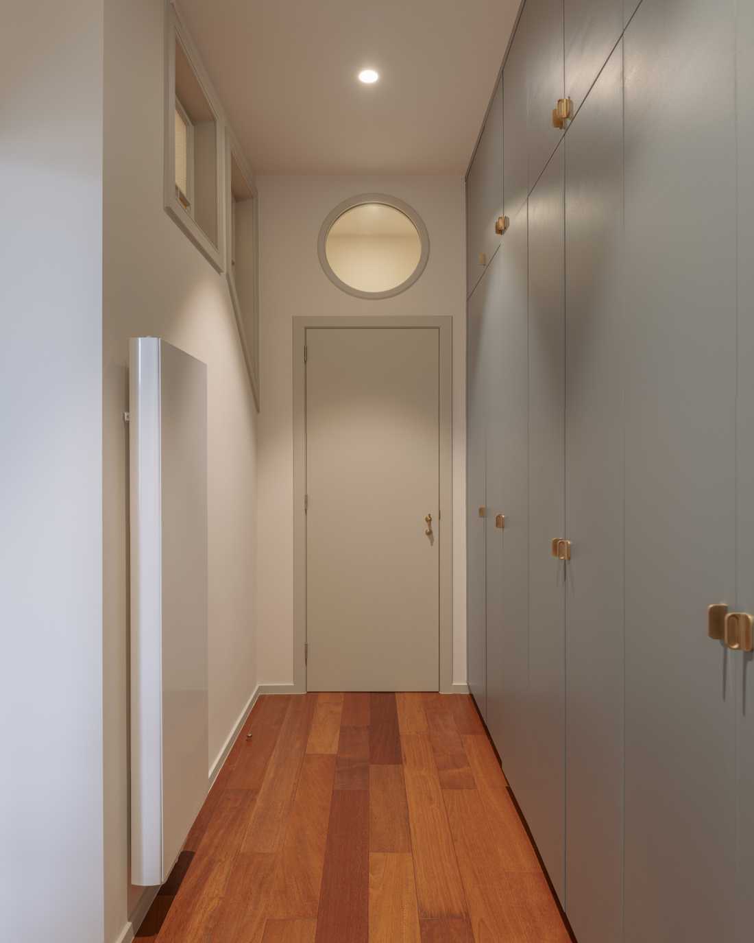 Couloir à l'étage de la maison à Uccle