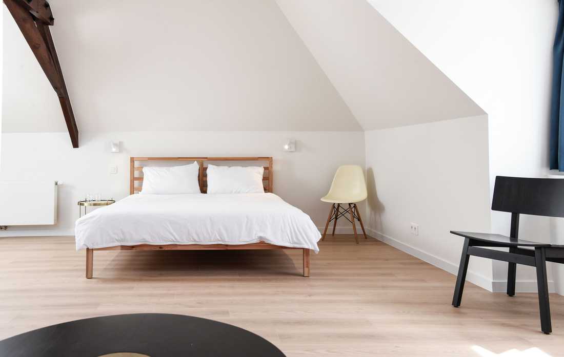 Studio aménagé dans les combles d'une maison à Bruxelles