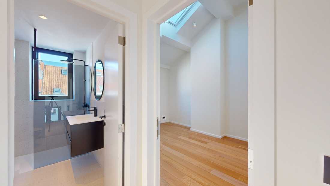 Chambre d'amis aménagé par un architecte à Bruxelles