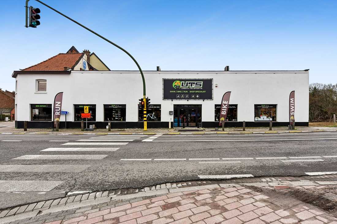 Exterieur du magasin UrbanTrisports