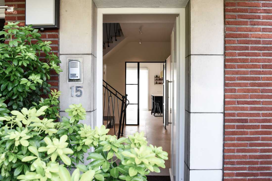 Entrée de la maison située à proximité du Parc de la Woluwe