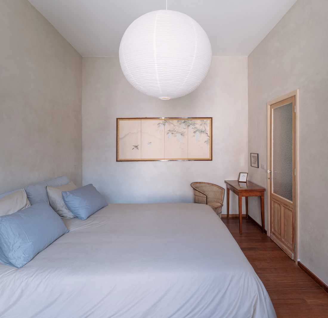 Chambre dans le premier appartement