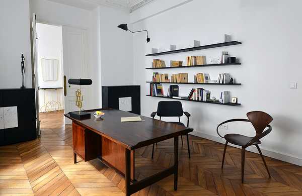 Makeover of a 110m² Haussmann apartment