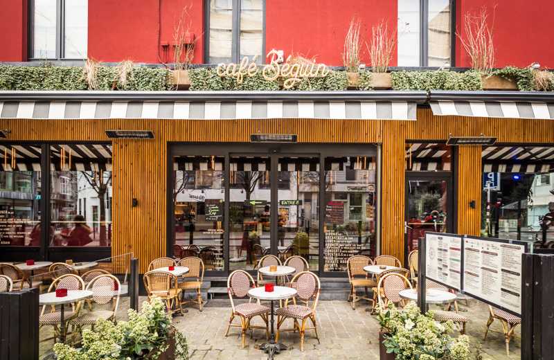 Renovation of a coffee shop / restaurant by an architect in Brussels