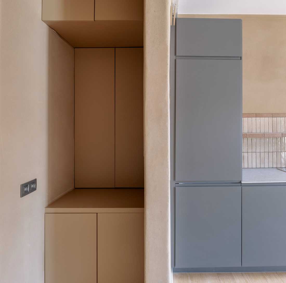 Rangements sur mesure de l'immeuble à Bruxelles