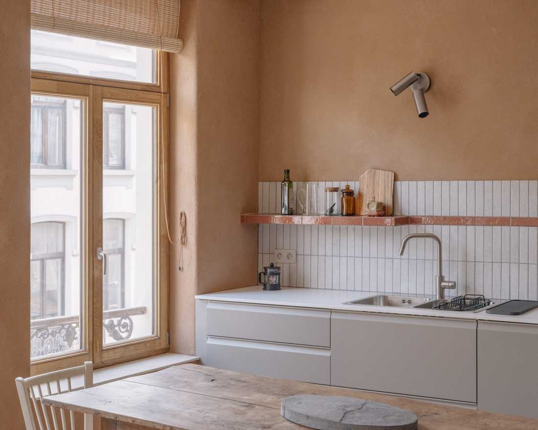 Second appartement de l'immeuble rénové par un architecte à Bruxelles