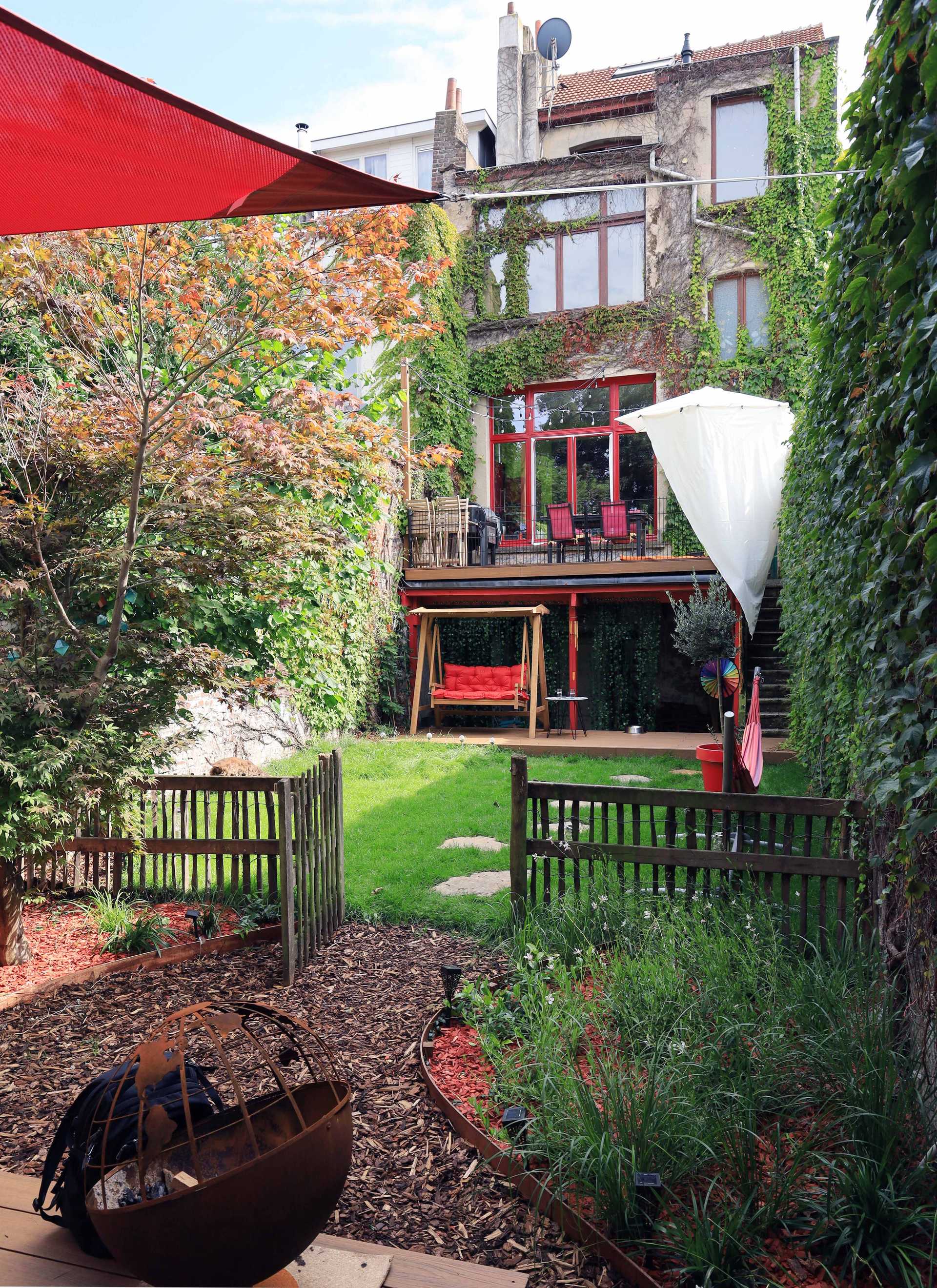 Jardin d'une maison de ville à Bruxelles aménagé par un paysagiste