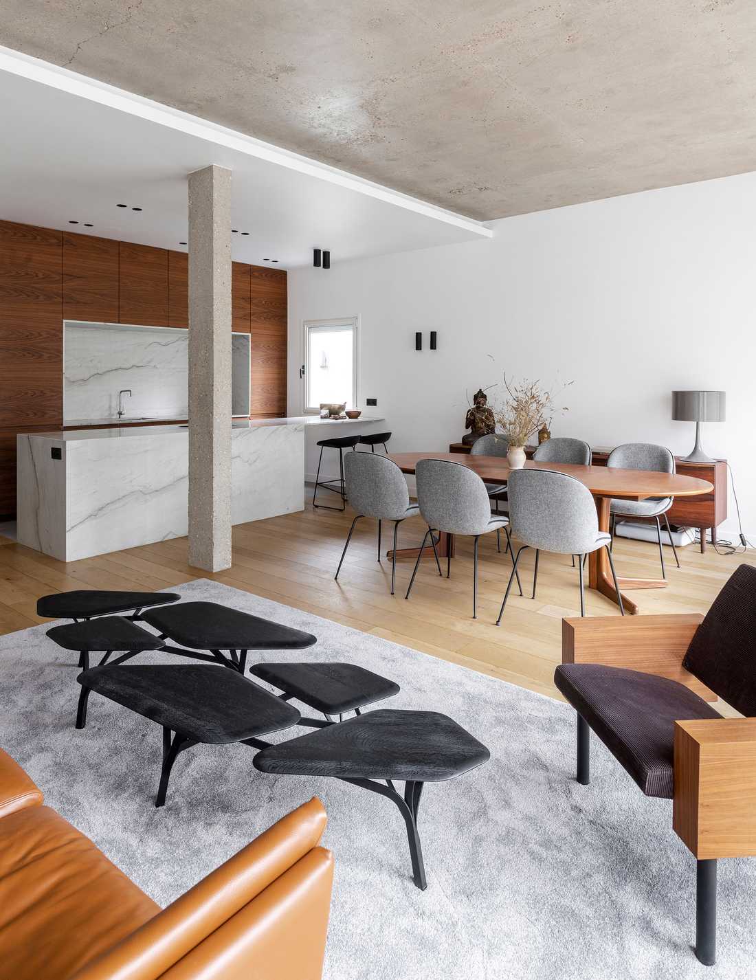 Salon d'un appartement acheté en Loi Breyne après les travaux d'aménagement par un architecte d'intérieur à Bruxelles