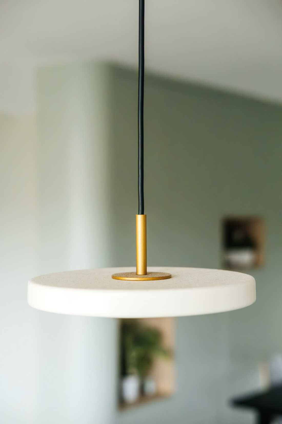 Detail d'un luminaire dans l'appartement