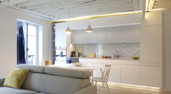 Avant - Après de l'optimisation de l'espace d'un appartement à Bruxelles par un architecte d'intérieur